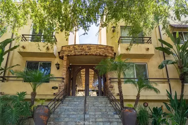 4128 Whitsett #101, Studio City, CA 91604