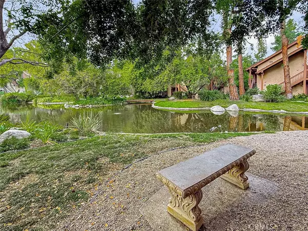 Canoga Park, CA 91303,7050 Shoup #163