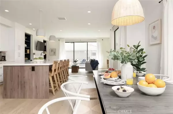 Oceanside, CA 92054,519 S Myers