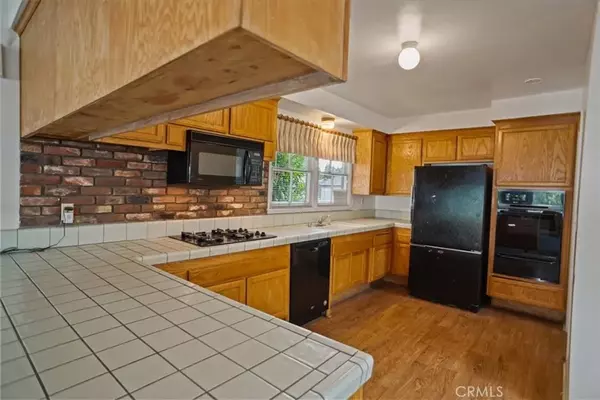 Granada Hills, CA 91344,16953 San Jose St