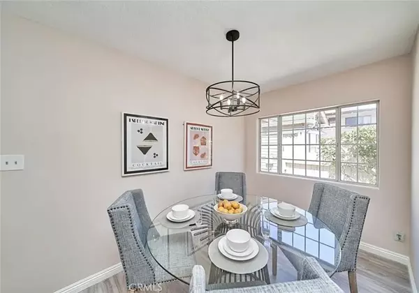 San Pedro, CA 90731,867 W 24th