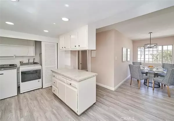 San Pedro, CA 90731,867 W 24th