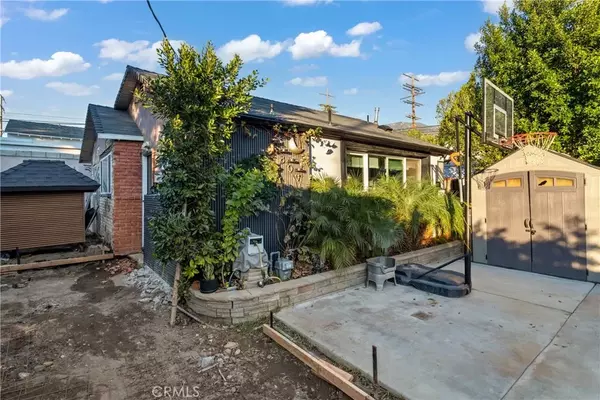 6809 Haywood Street, Tujunga, CA 91042