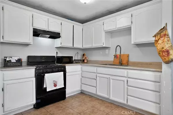 Bakersfield, CA 93307,124 Madison Street