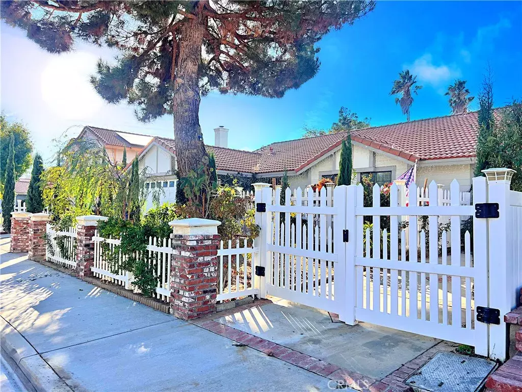 Palmdale, CA 93551,4544 Sungate Drive North