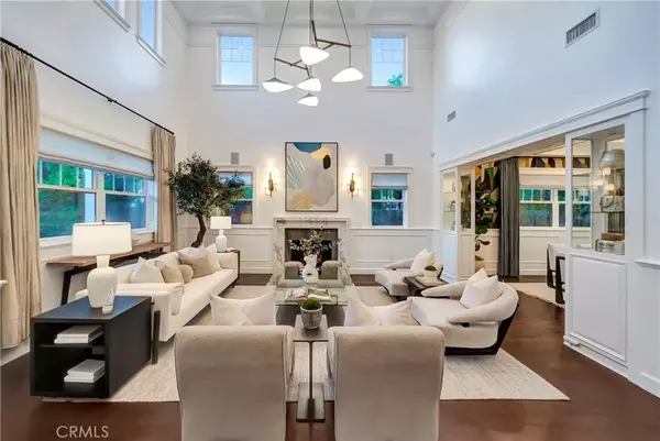 Encino, CA 91316,4821 Oak Park