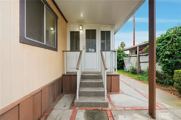 Sun Valley, CA 91352,9051 Laurel Canyon #7