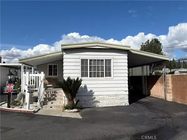 Covina, CA 91722,1380 N Citrus #D-10