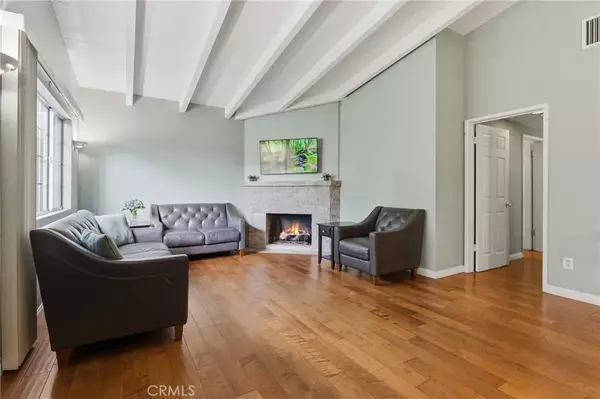 Woodland Hills, CA 91367,22616 Dolorosa Street