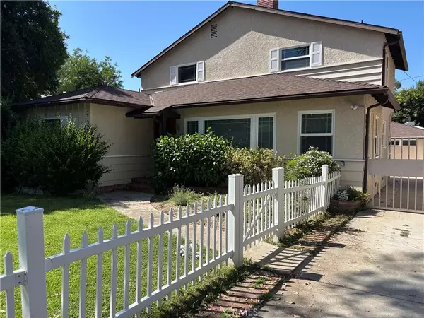 Woodland Hills, CA 91364,21327 De La Osa Street