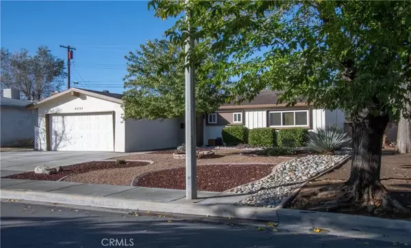 Lancaster, CA 93534,43729 Hardwood