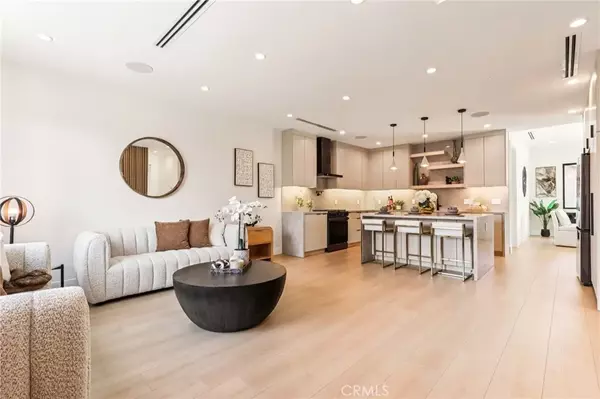 North Hollywood, CA 91605,8006 Lloyd Avenue