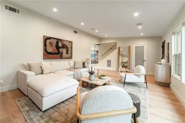 Los Angeles, CA 90066,12563 Allin Street