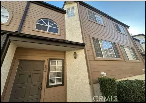 7658 Topanga Canyon, Canoga Park, CA 91304