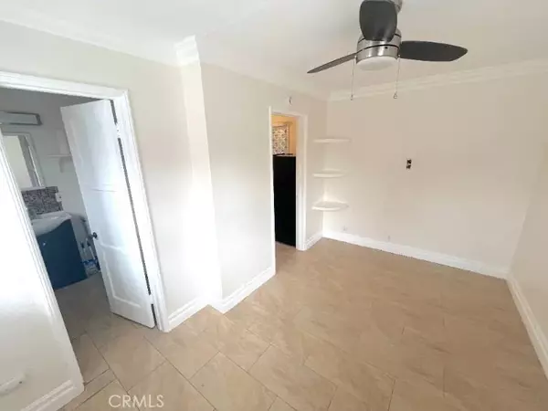 Laguna Beach, CA 92651,212 N Coast Hwy #14