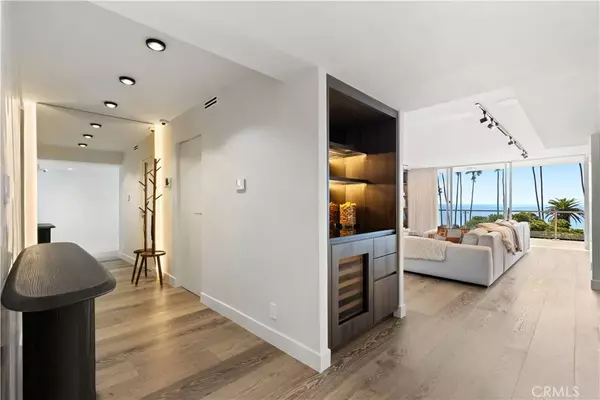 Santa Monica, CA 90402,535 Ocean Avenue #6A