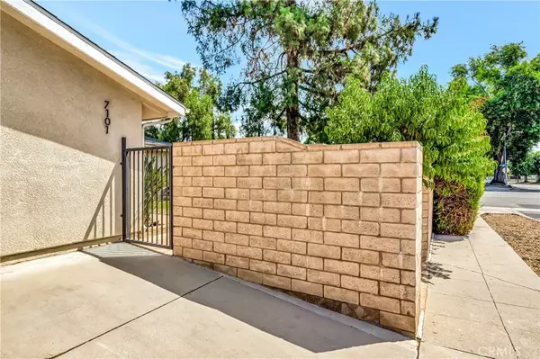 West Hills, CA 91307,7101 Fallbrook Avenue