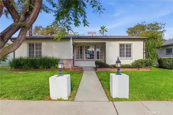 16753 Magnolia, Encino, CA 91436