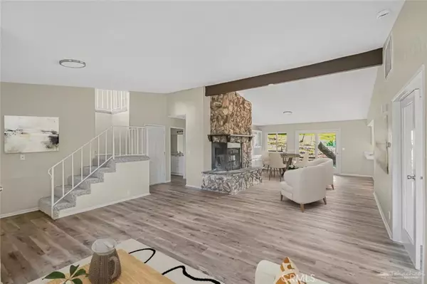 Tehachapi, CA 93561,30617 Buckskin