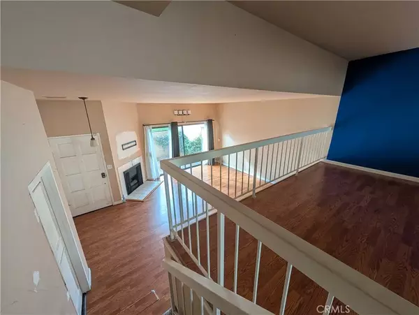 Tarzana, CA 91356,18403 Collins