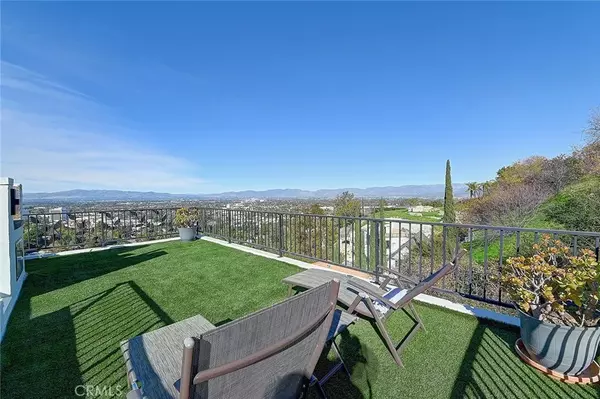 Sherman Oaks, CA 91423,3952 Oakfield Drive