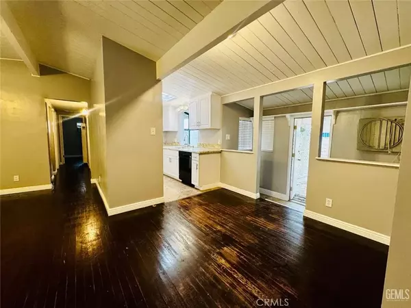 Bakersfield, CA 93309,9 Dunlap