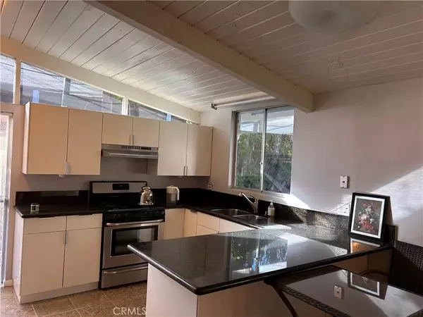 Woodland Hills, CA 91364,22839 Epsilon