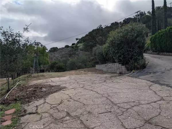 Simi Valley, CA 93063,1087 LOMA