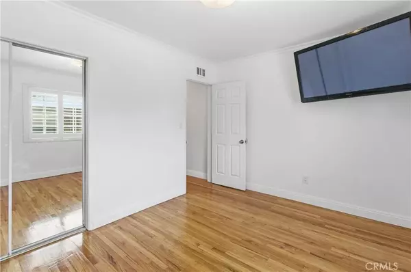 Granada Hills, CA 91344,11131 Dempsey