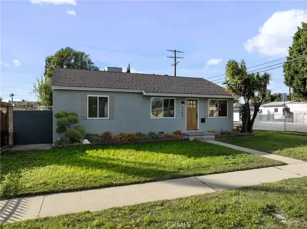 Panorama City, CA 91402,8755 Colbath Avenue