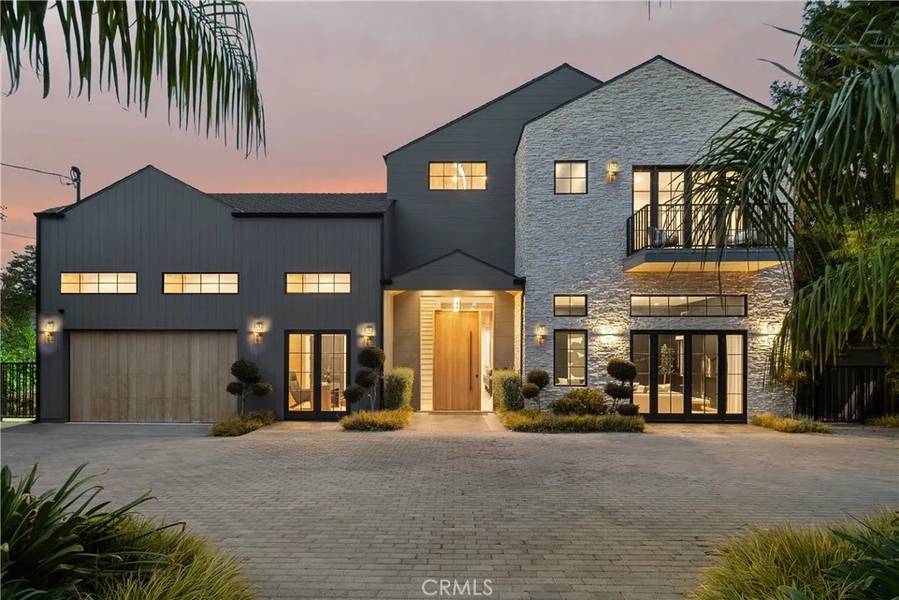 20511 Wells Drive, Woodland Hills, CA 91364