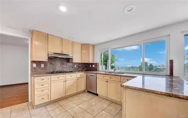 Calabasas, CA 91302,22905 De Kalb Drive