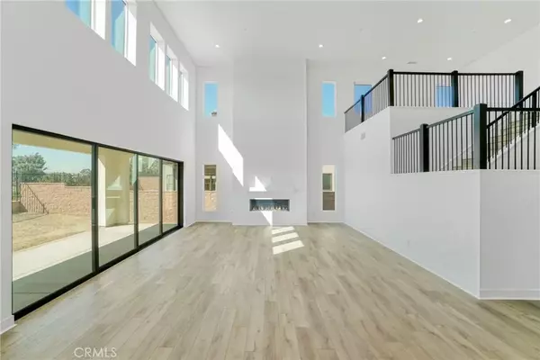 Chatsworth, CA 91324,20534 Edgewood