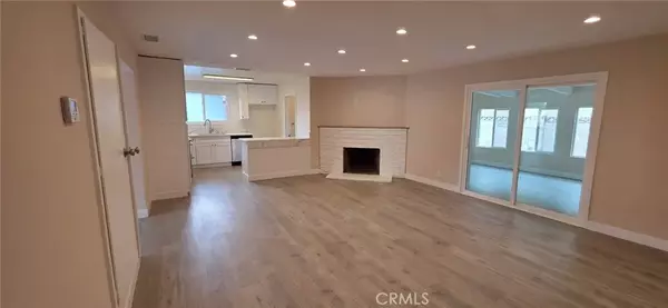 West Hills, CA 91307,23300 Welby