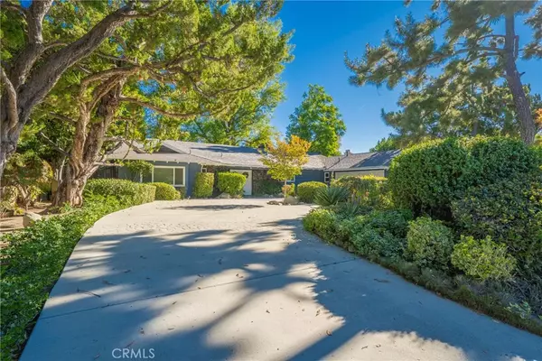 Northridge, CA 91324,9356 Beckford