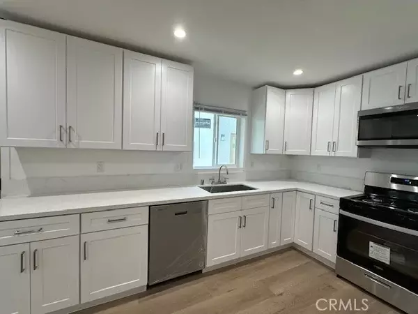 Reseda, CA 91335,19436 Keswick Street