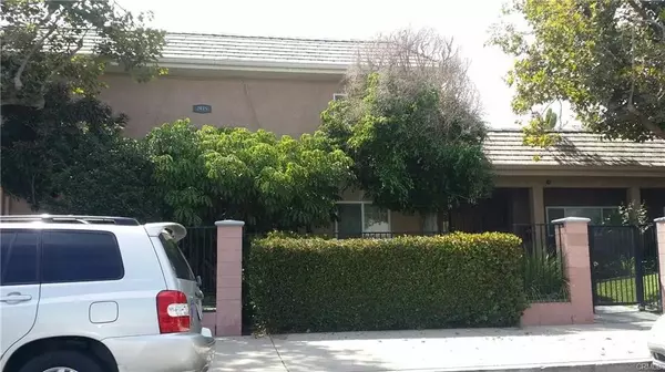 7615 Glade Avenue #115, Canoga Park, CA 91304