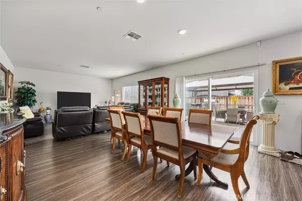 Bakersfield, CA 93306,11115 Guaranda Place