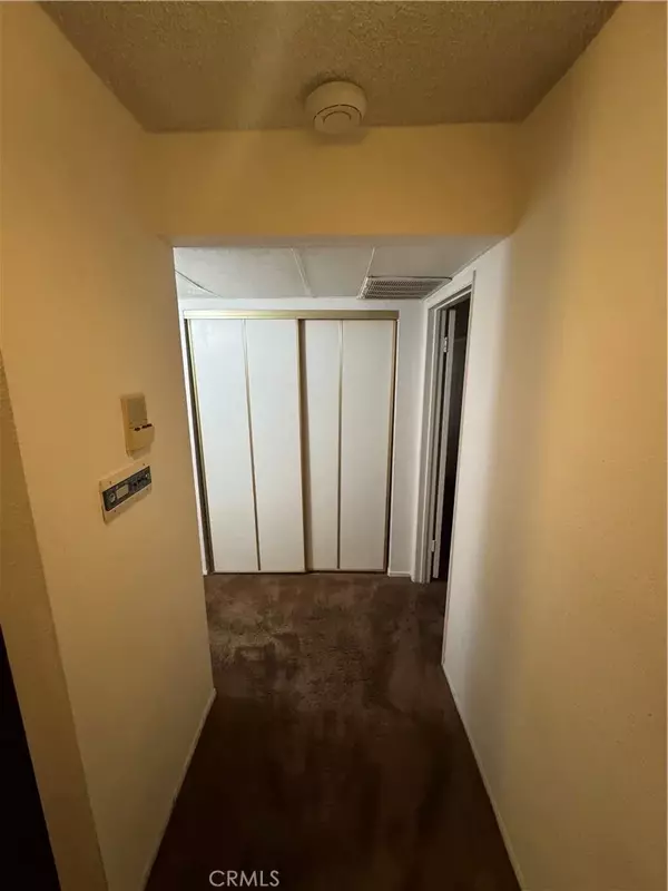 West Hollywood, CA 90069,8535 W West Knoll #202