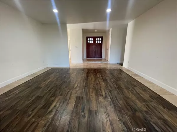 Canyon Country, CA 91387,28628 Macklin Avenue