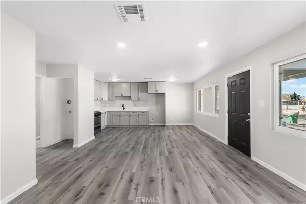 Lancaster, CA 93534,638 W Avenue H