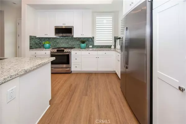 Valencia, CA 91381,27466 Mercantile Court #101