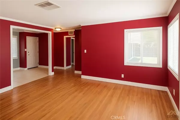 Bakersfield, CA 93309,513 Prosser