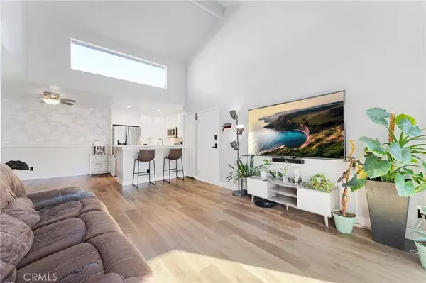 Canyon Country, CA 91351,18754 Mandan #1302