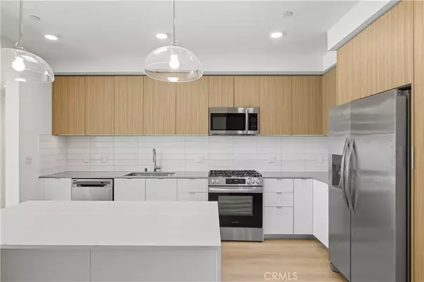 Studio City, CA 91604,12078 Guerin Street #107