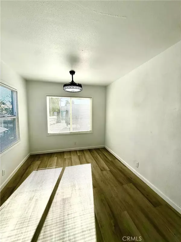 Compton, CA 90222,2511 E 131st