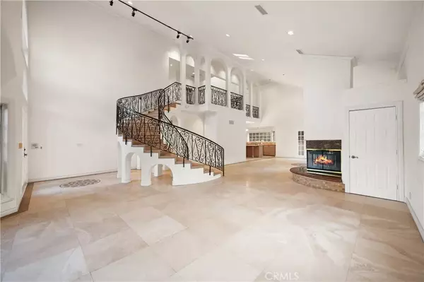 28510 W Driver Avenue, Agoura Hills, CA 91301