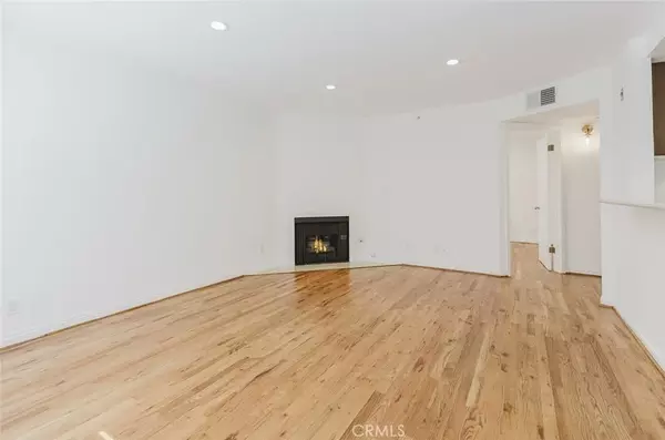 Glendale, CA 91205,1116 E Palmer Avenue #11