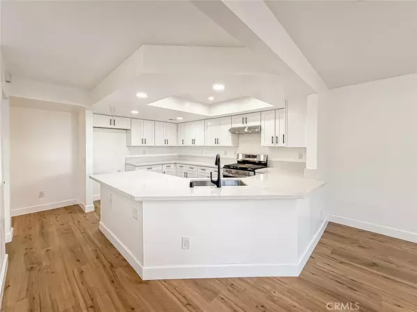 Camarillo, CA 93010,206 Camino Cortina