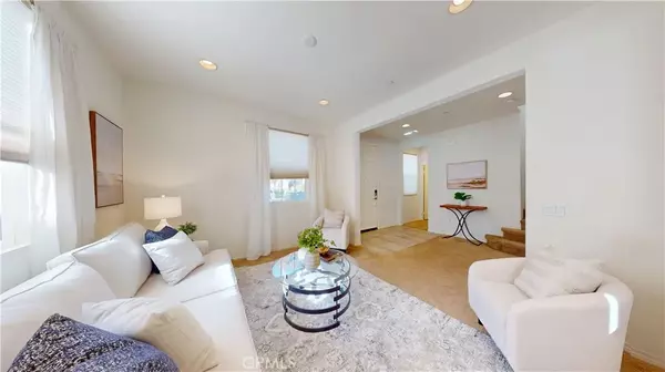 Valencia, CA 91354,28620 Vista Del Rio